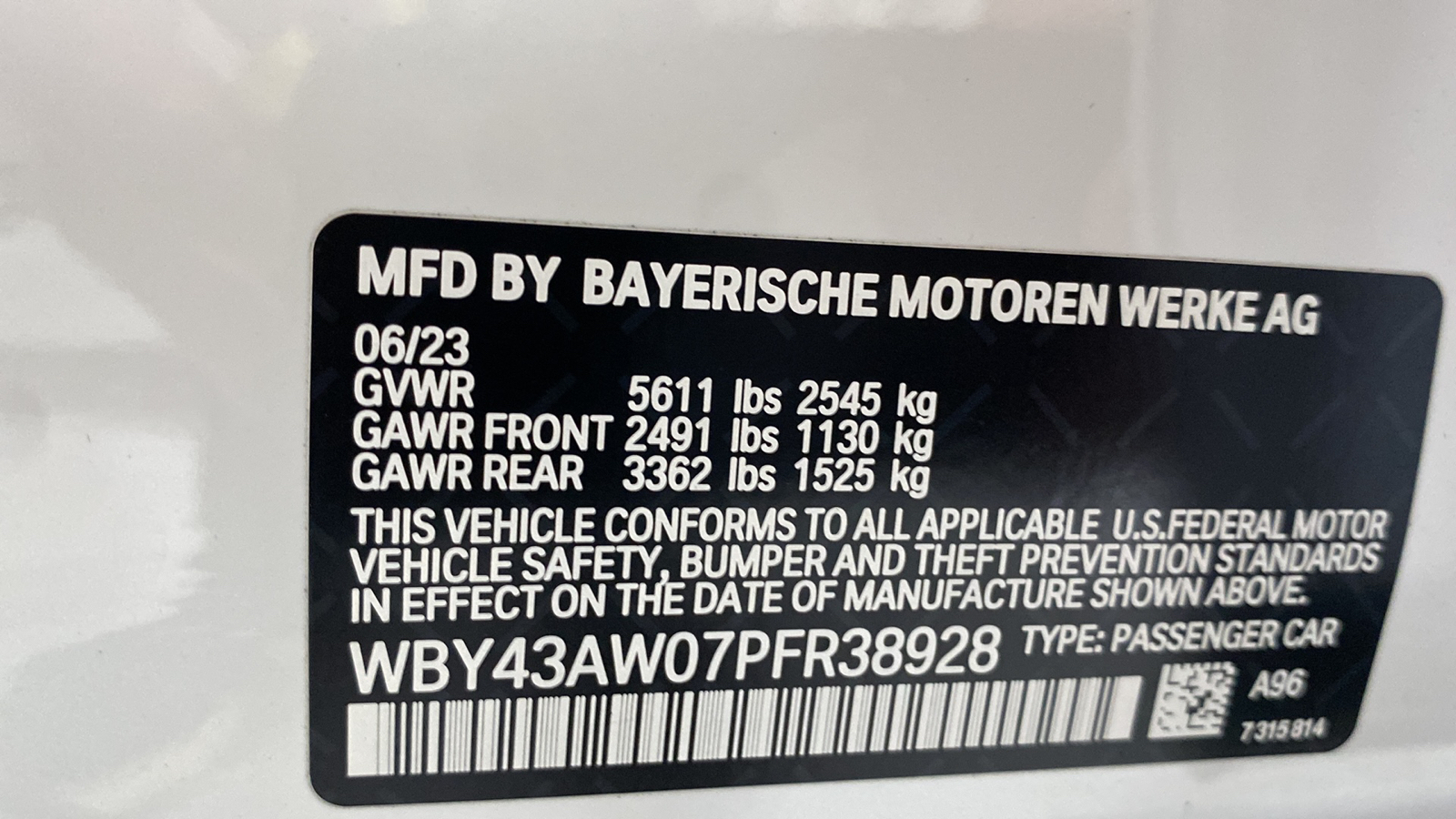 2023 BMW i4 eDrive35 11