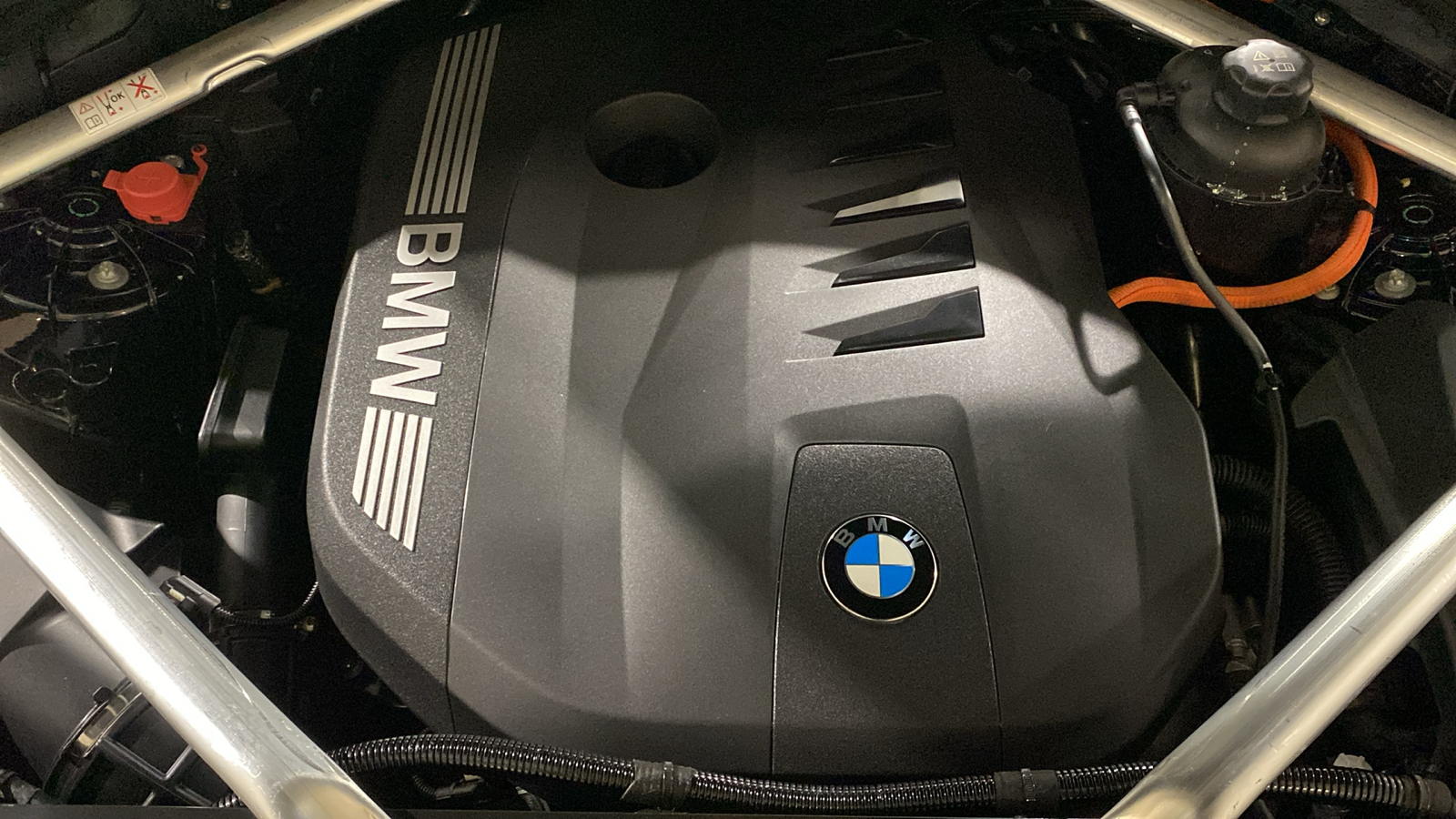 2024 BMW X5 xDrive50e 14