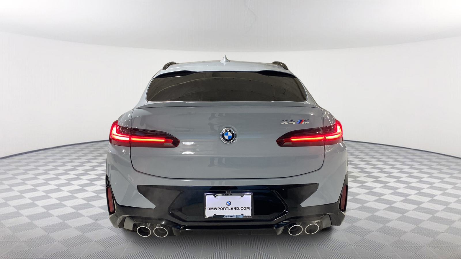 2024 BMW X4 M  5