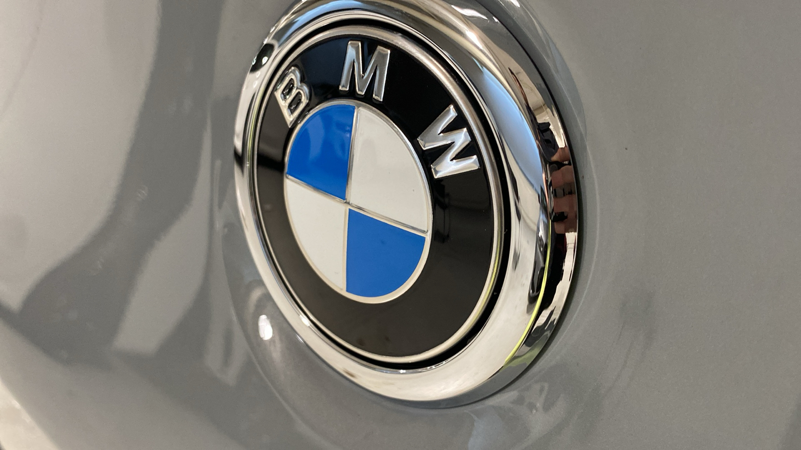 2024 BMW X4 M  8