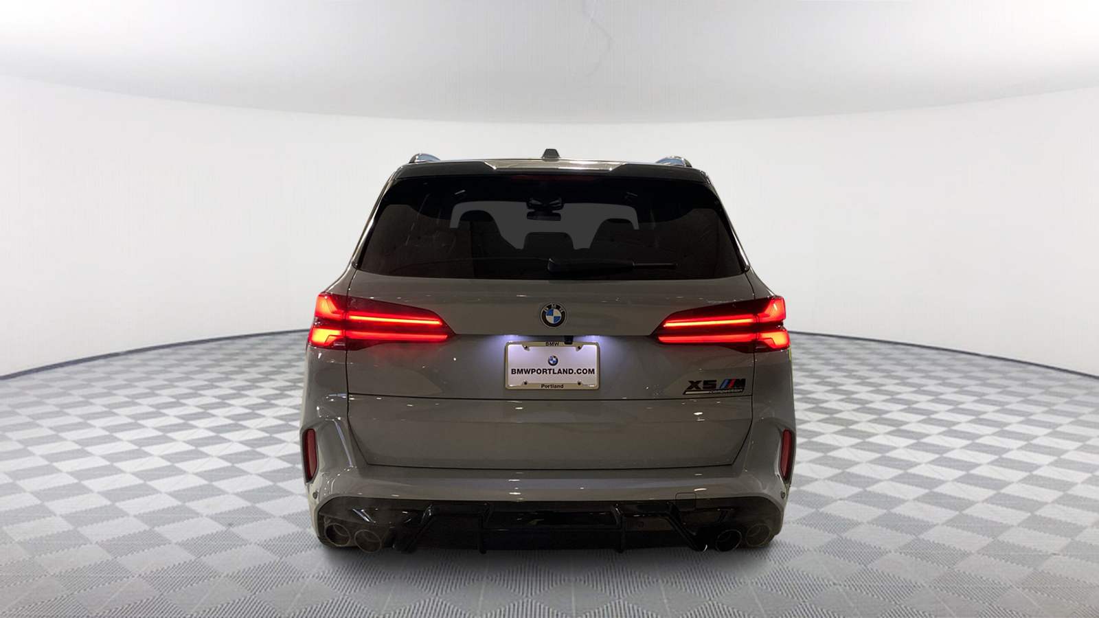 2024 BMW X5 M Competition 5