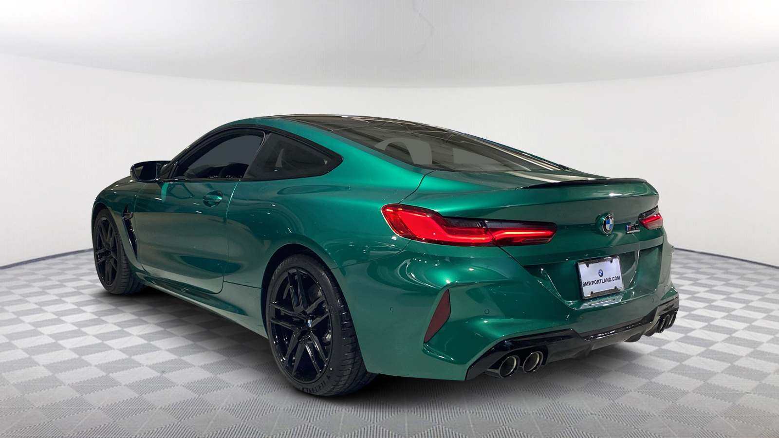 2024 BMW M8 Competition 4