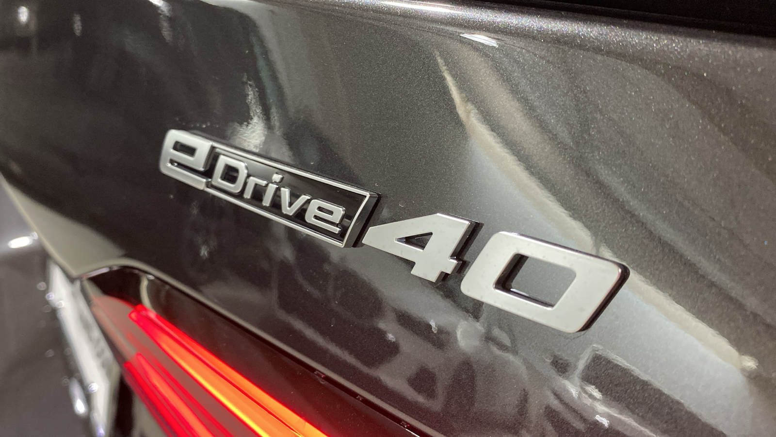 2024 BMW i5 eDrive40 11