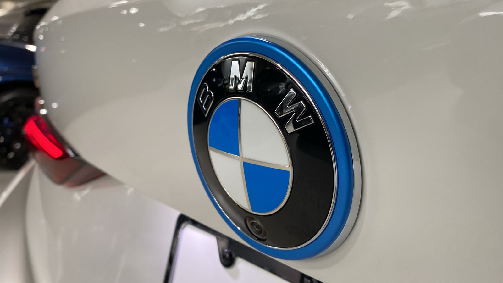 2024 BMW i4 M50 8