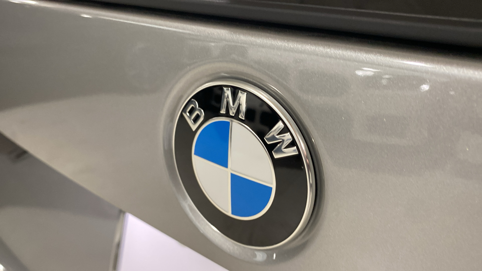 2025 BMW X1 xDrive28i 8