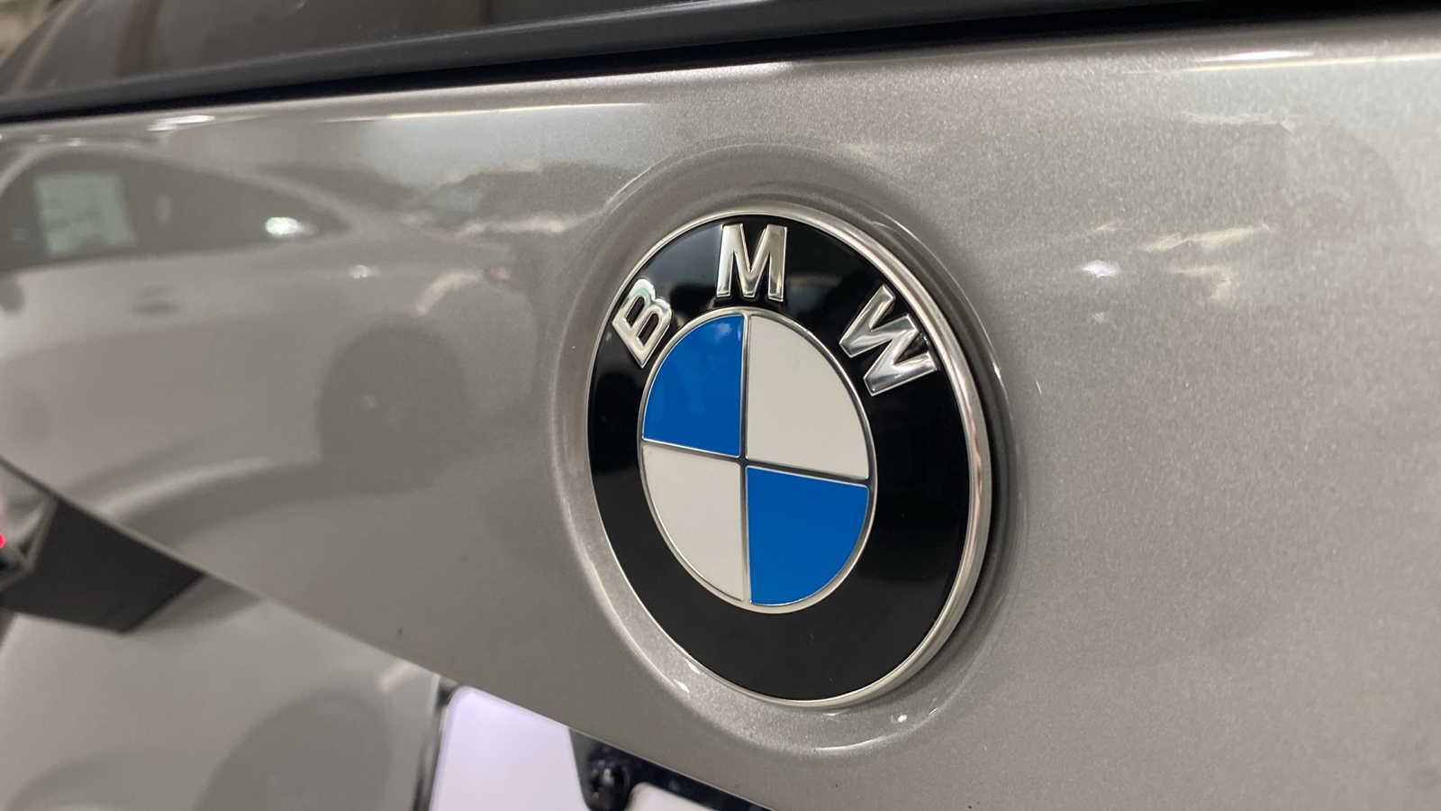 2025 BMW X1 xDrive28i 8