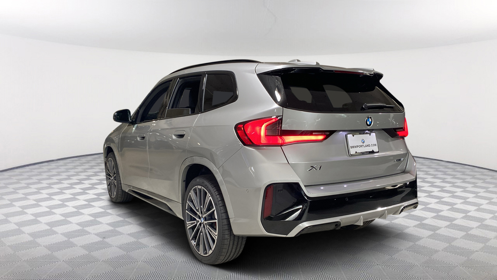 2025 BMW X1 xDrive28i 5