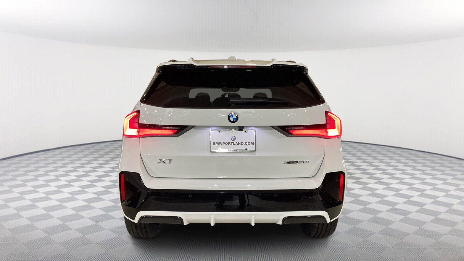 2025 BMW X1 xDrive28i 6