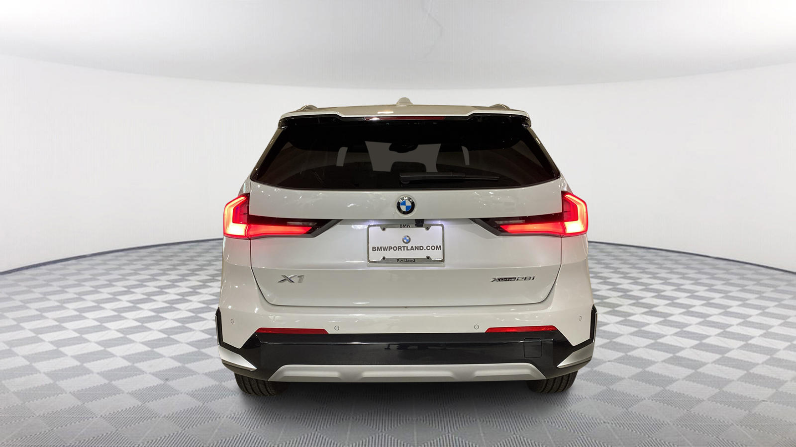 2025 BMW X1 xDrive28i 5