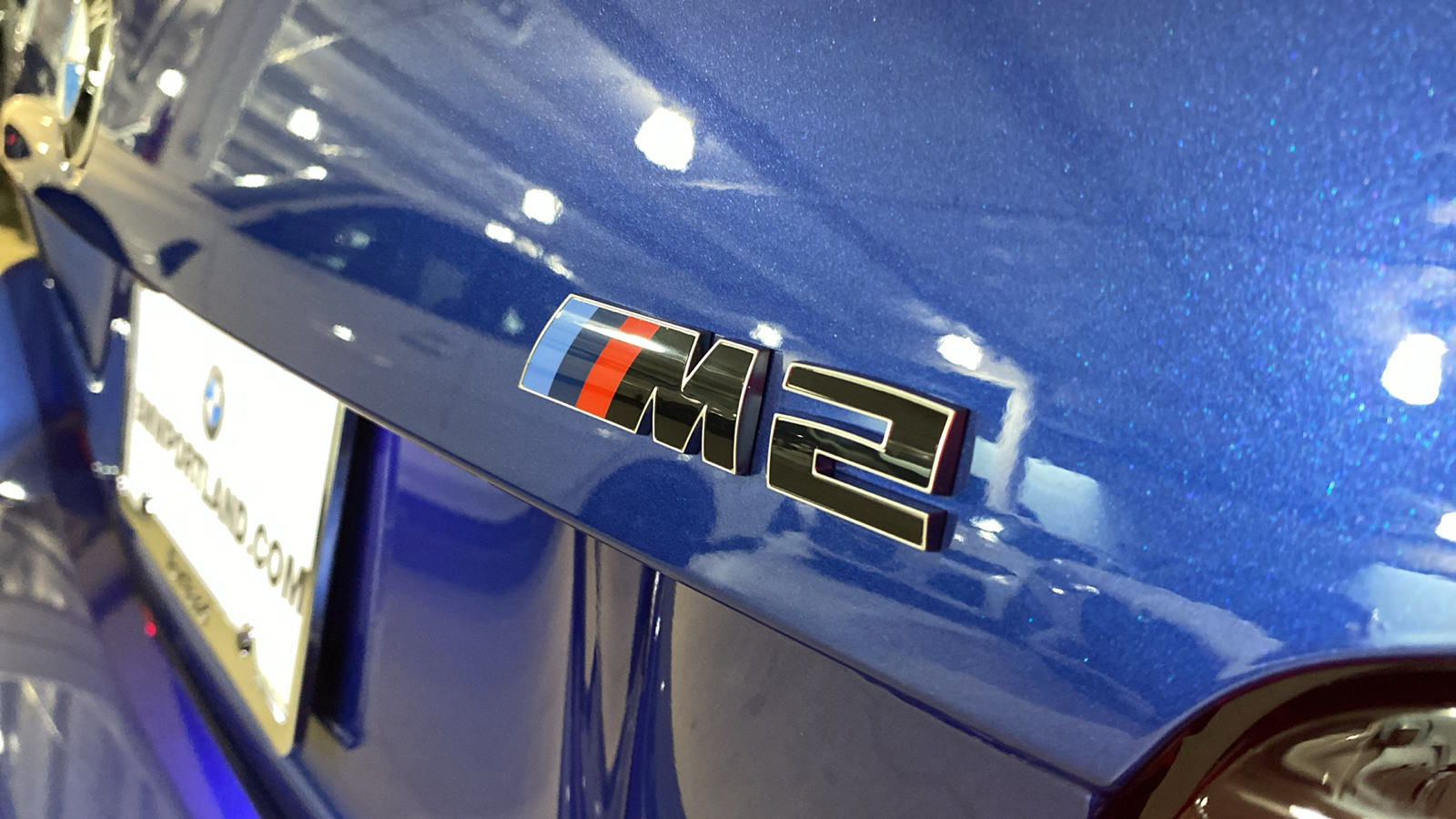 2025 BMW M2  9