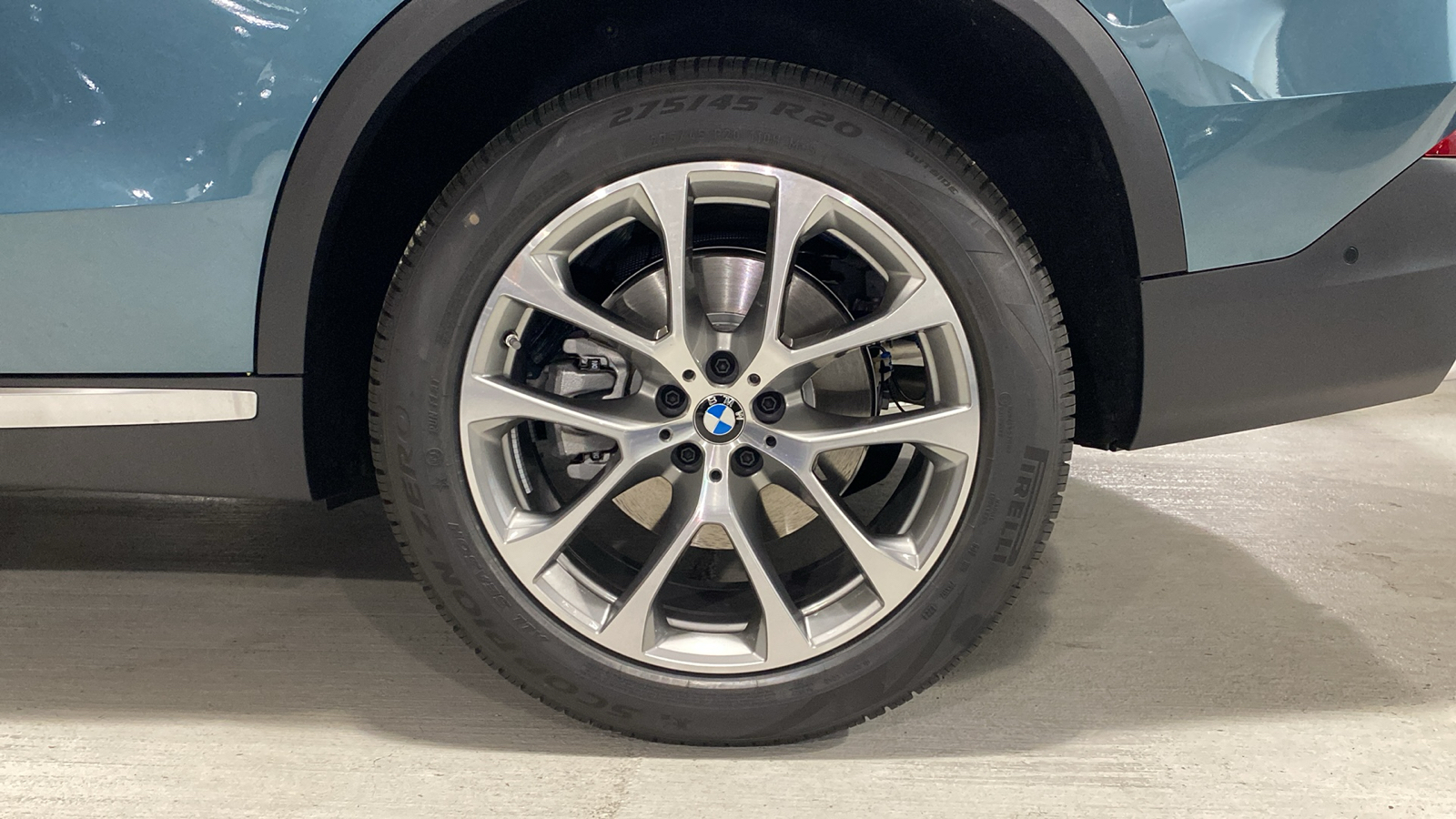 2025 BMW X5 xDrive40i 11