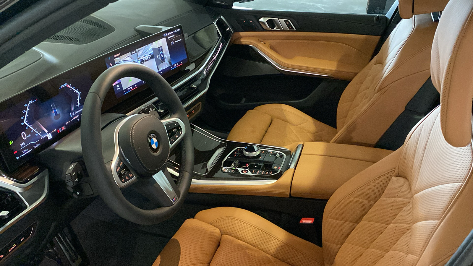 2025 BMW X7 xDrive40i 6