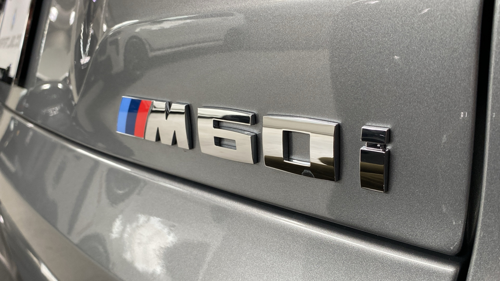 2025 BMW X5 M60i 10