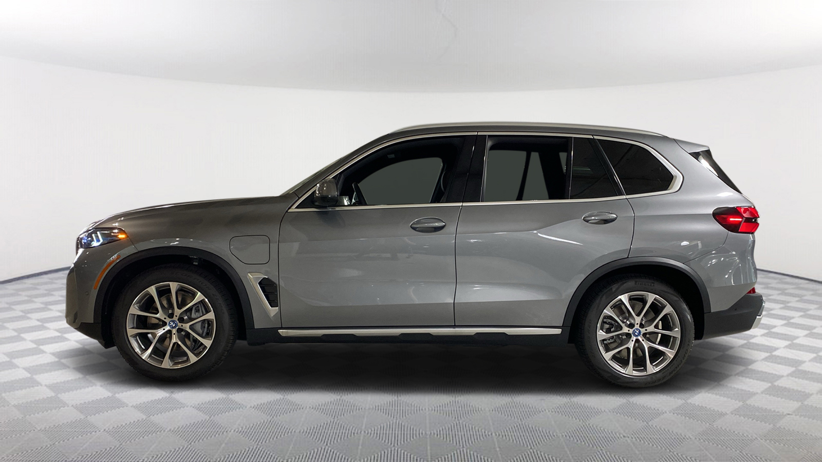 2025 BMW X5 xDrive50e 3