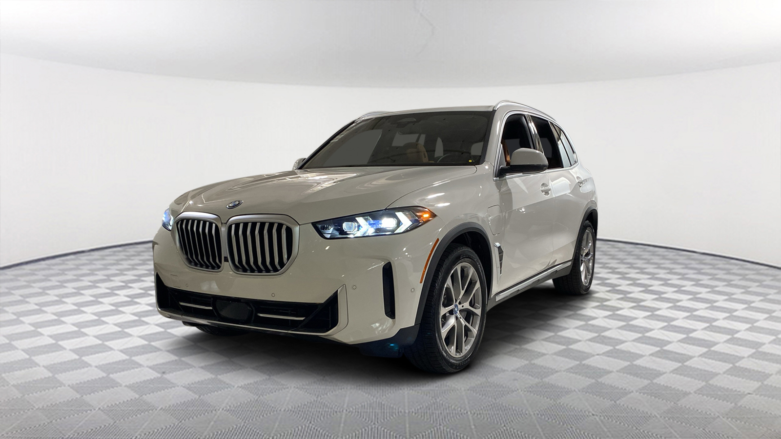 2025 BMW X5 xDrive50e 1