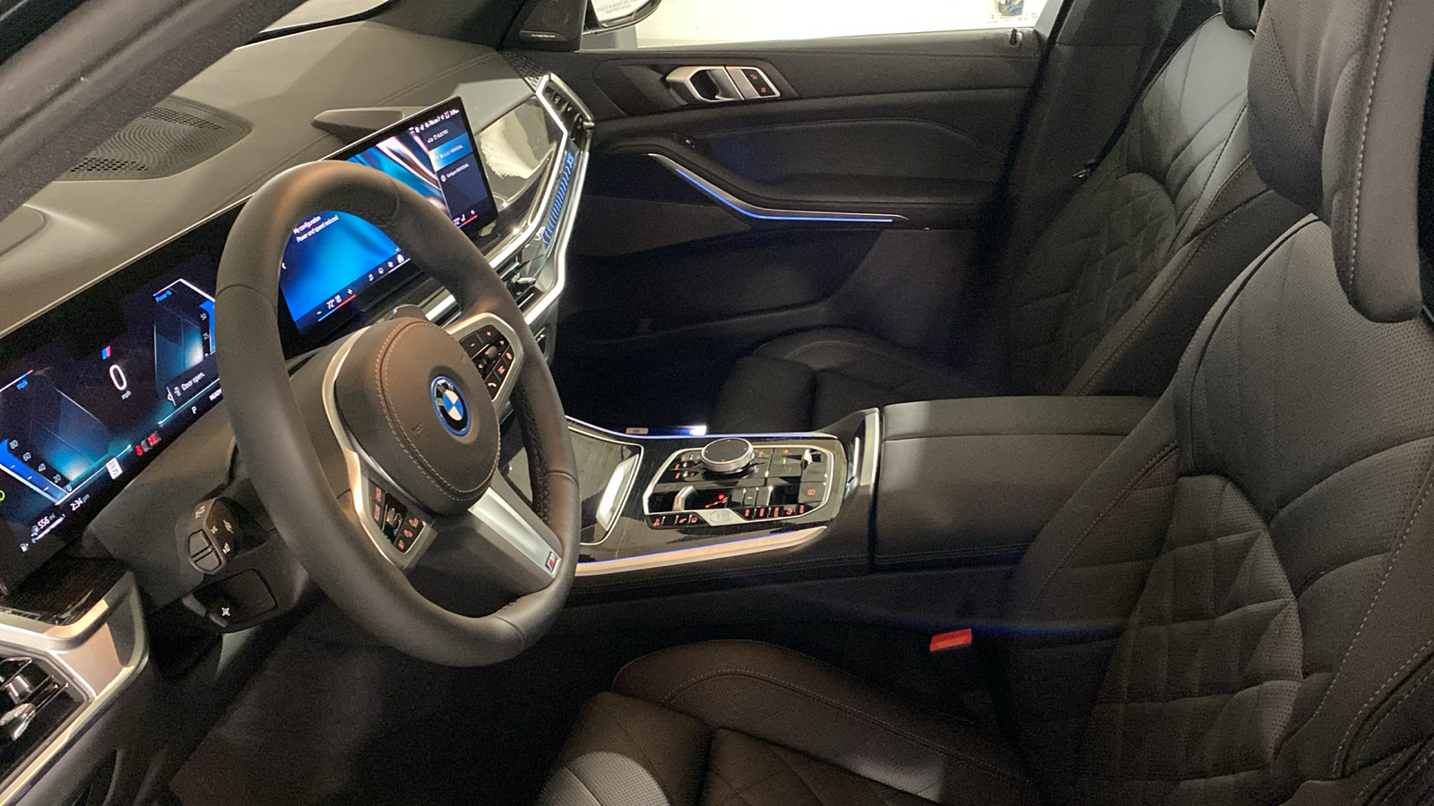 2025 BMW X5 xDrive50e 4