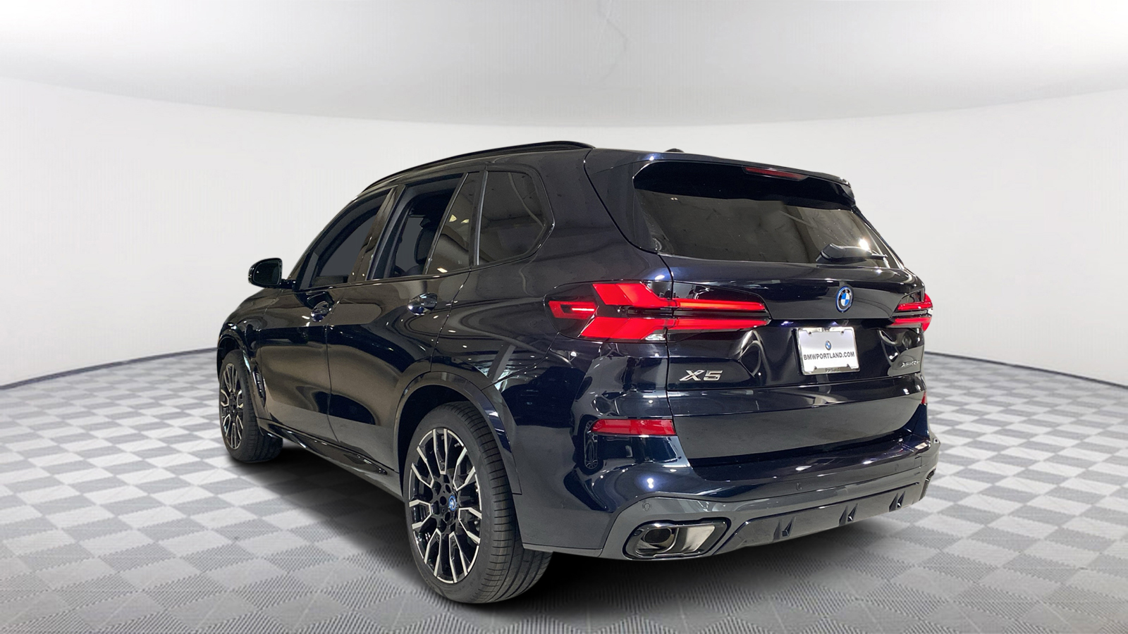 2025 BMW X5 xDrive50e 5