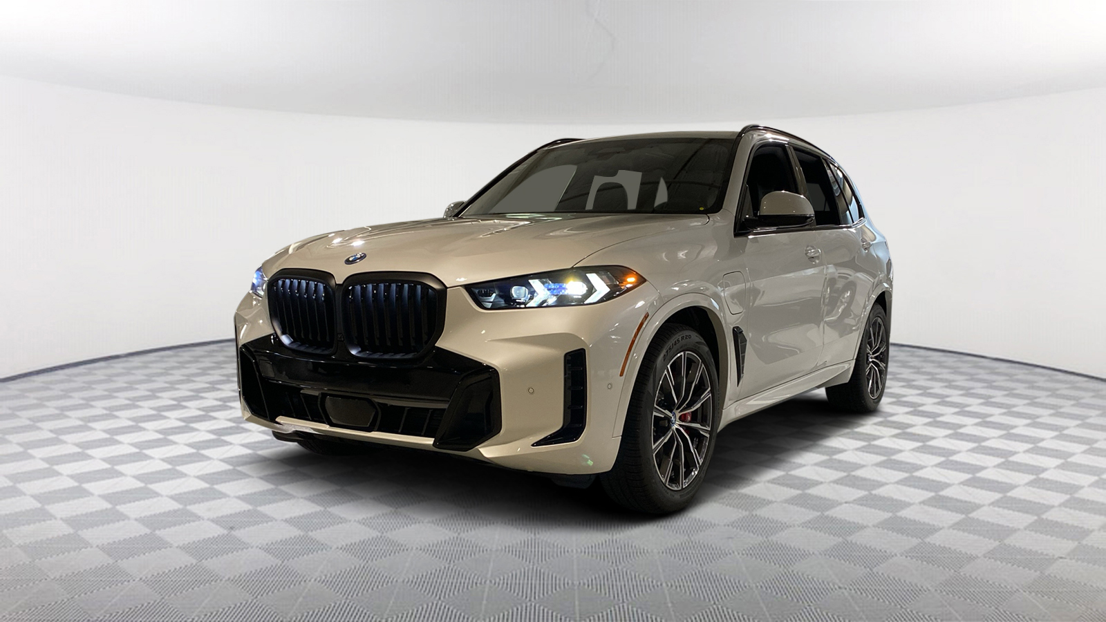 2025 BMW X5 xDrive50e 1