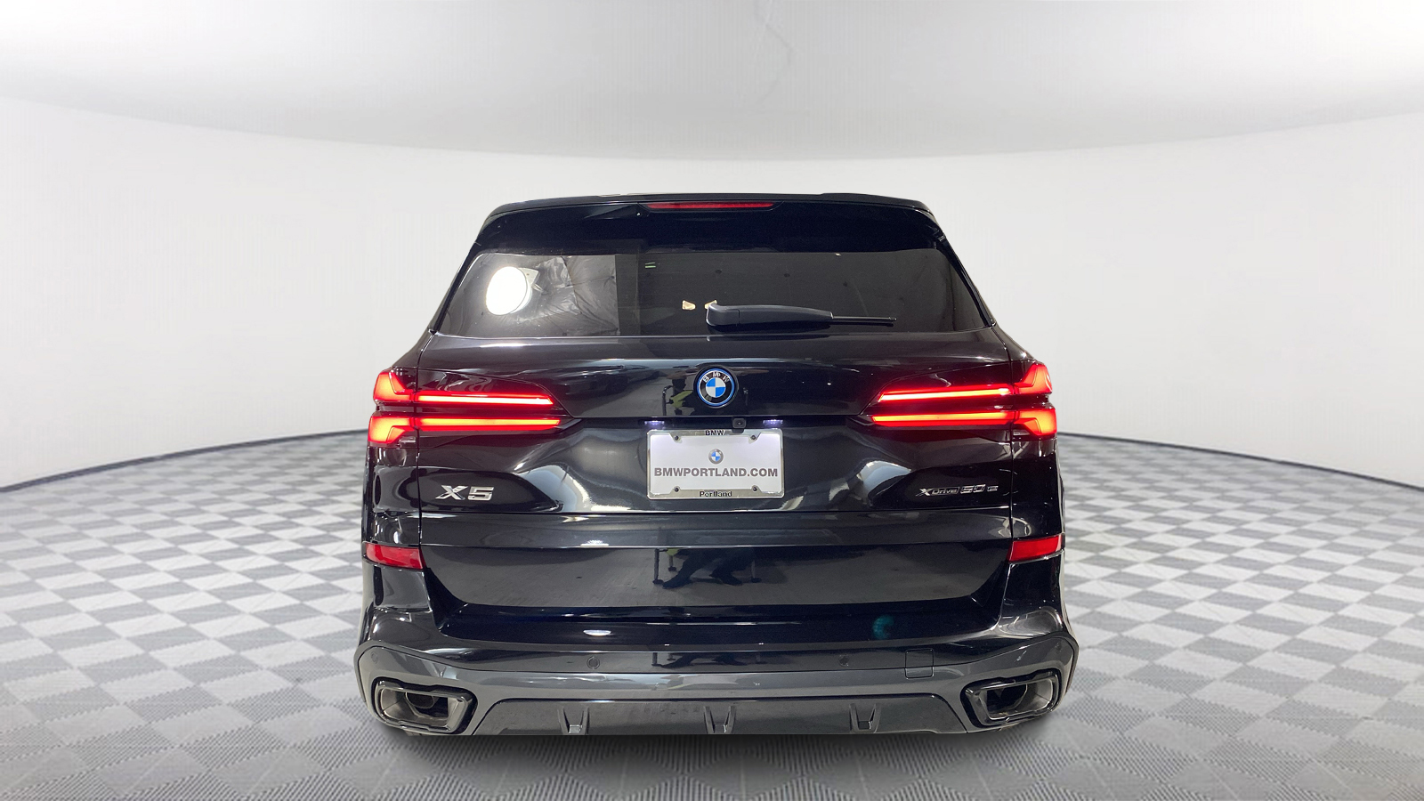 2025 BMW X5 xDrive50e 5