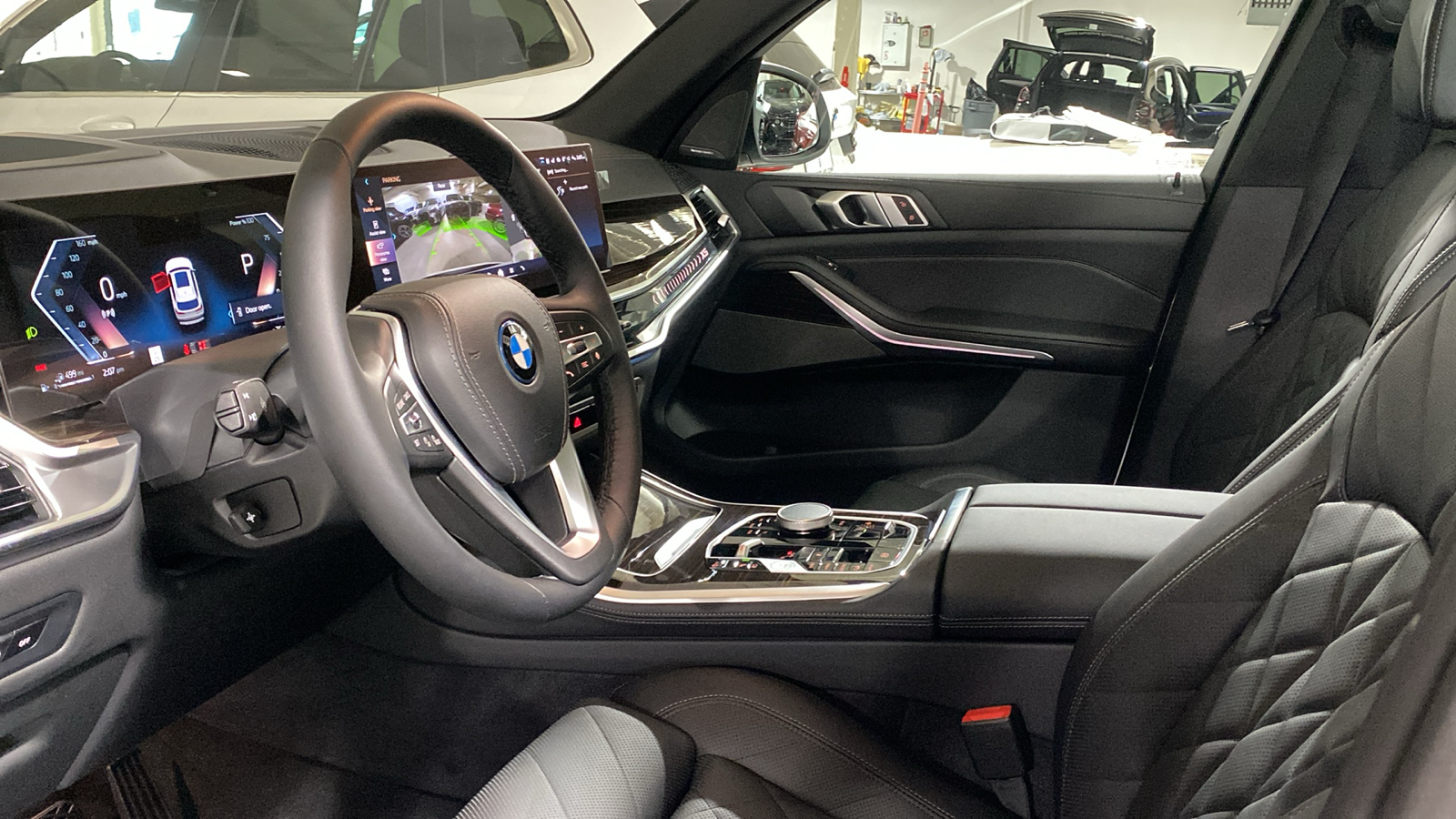 2025 BMW X5 xDrive50e 6