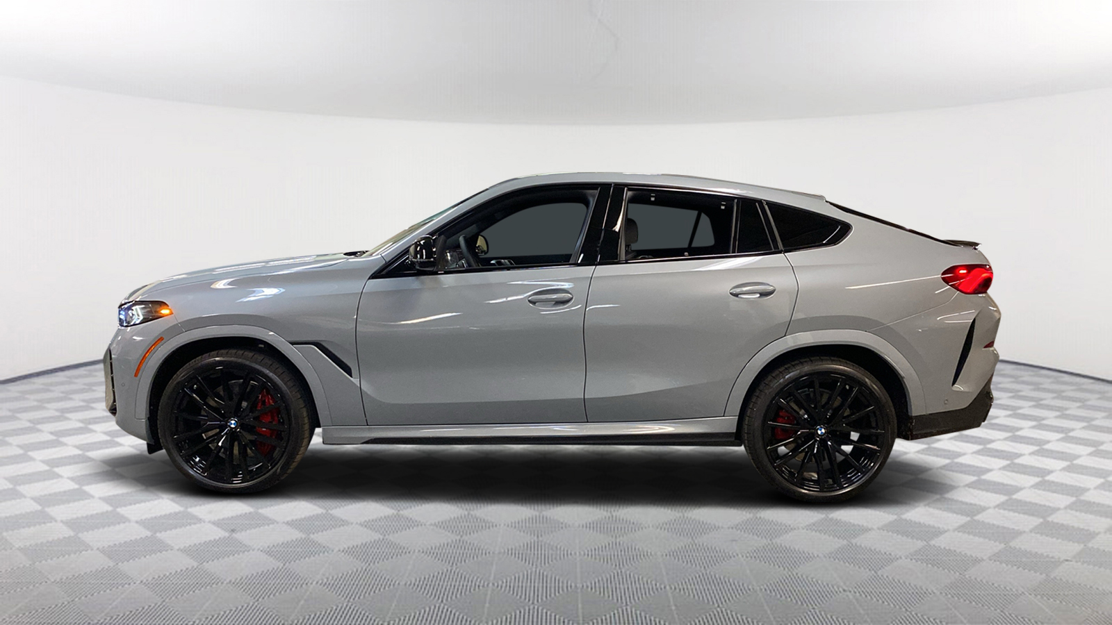 2025 BMW X6 M60i 3