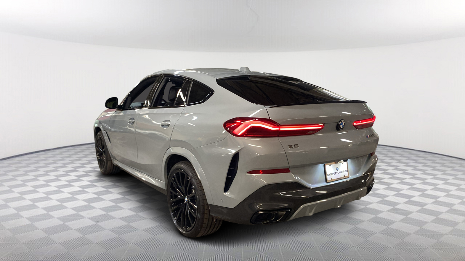 2025 BMW X6 M60i 4