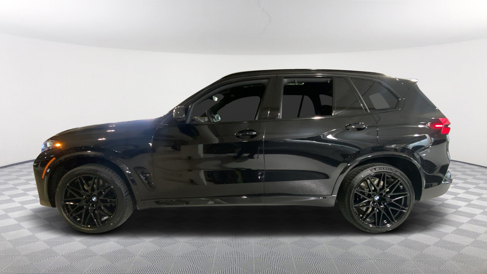 2025 BMW X5 M Competition 3