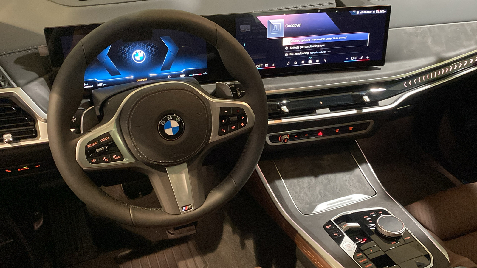 2025 BMW X5 xDrive40i 25