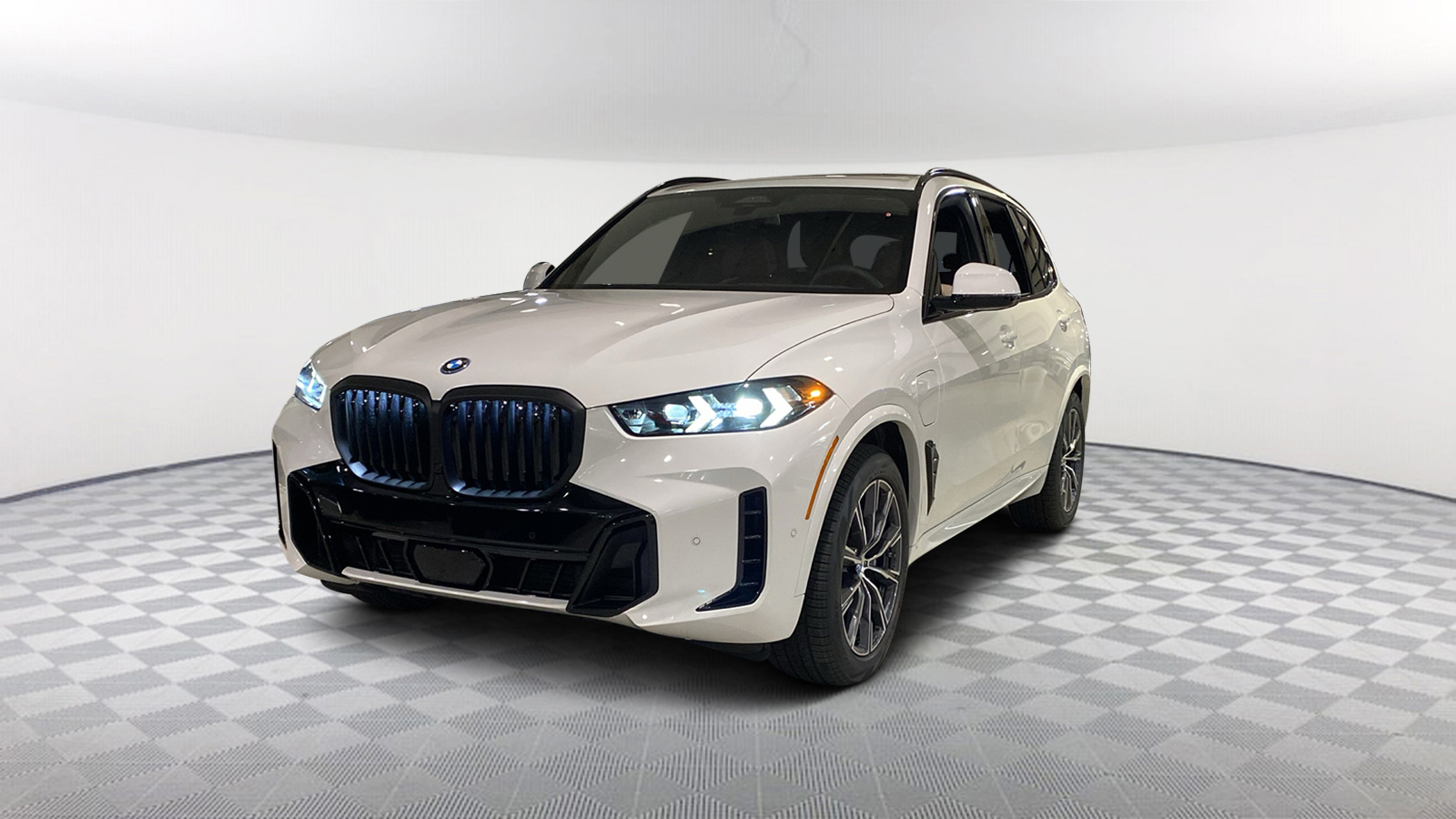 2025 BMW X5 xDrive50e 1