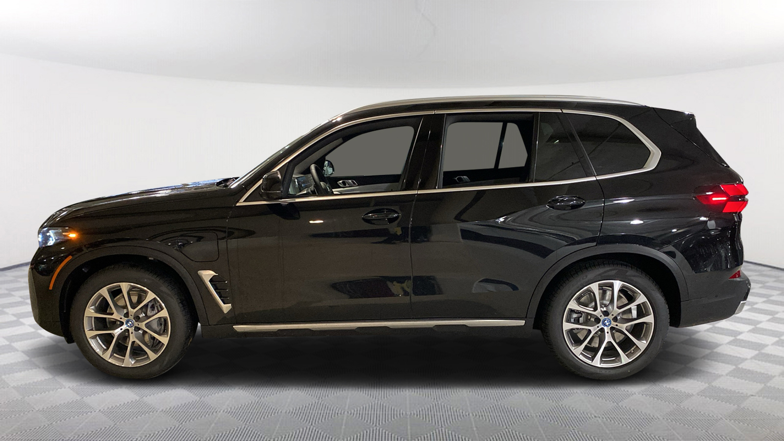 2025 BMW X5 xDrive50e 3