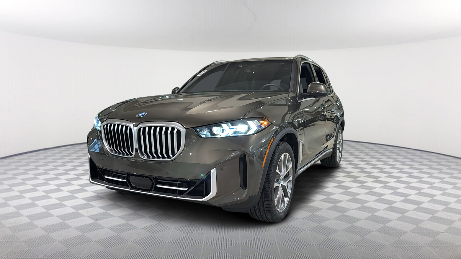 2025 BMW X5 xDrive50e 1