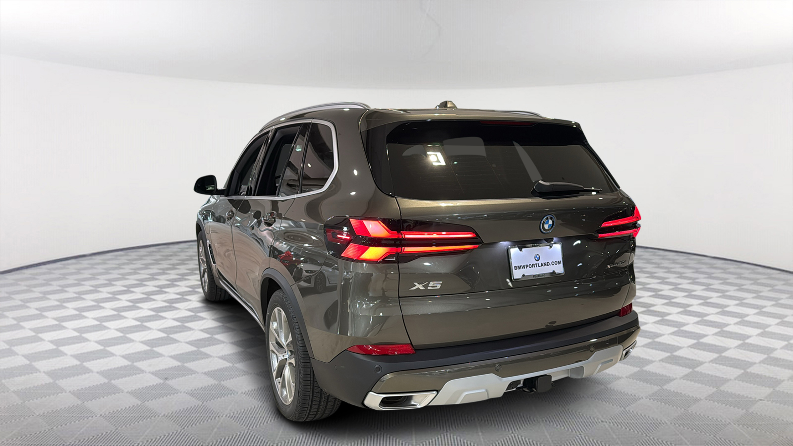 2025 BMW X5 xDrive50e 4