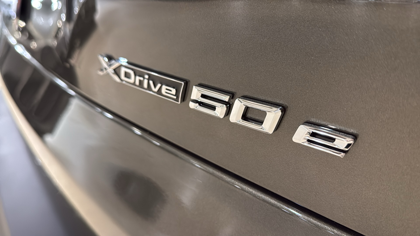 2025 BMW X5 xDrive50e 9