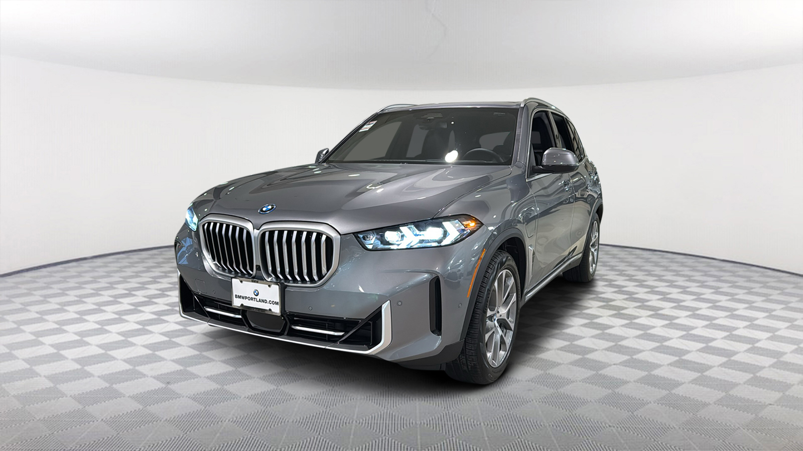 2025 BMW X5 xDrive50e 1