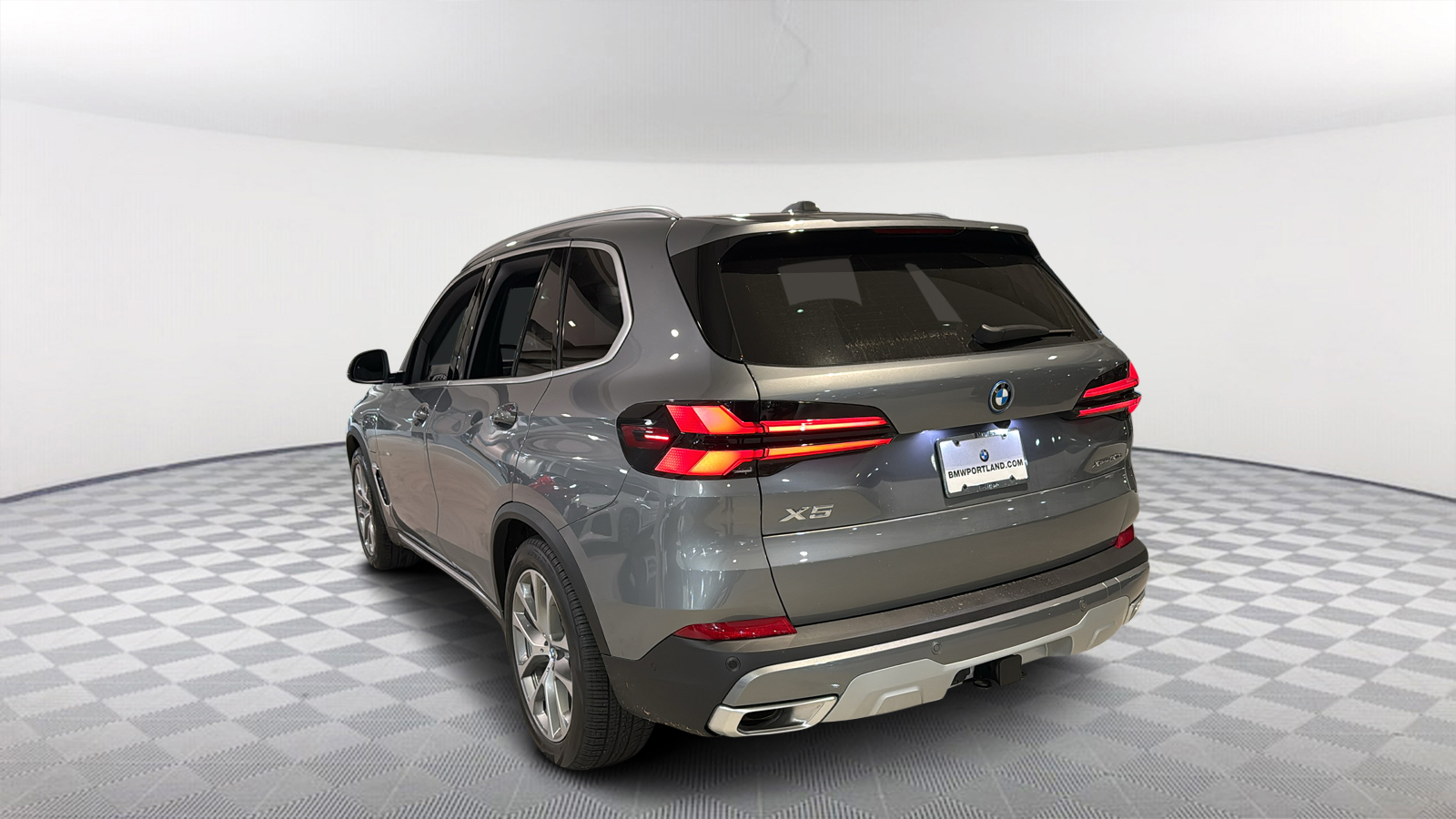 2025 BMW X5 xDrive50e 4