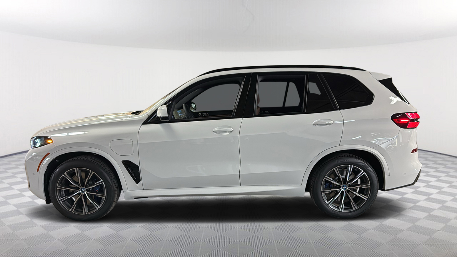 2025 BMW X5 xDrive50e 3