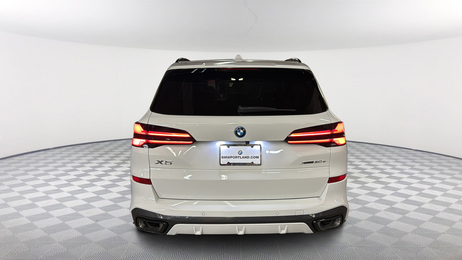 2025 BMW X5 xDrive50e 5