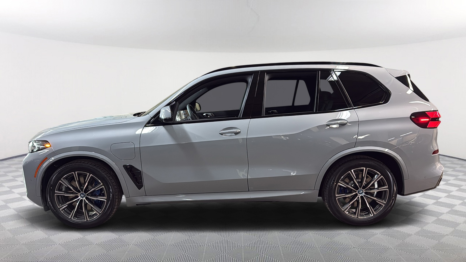 2025 BMW X5 xDrive50e 3