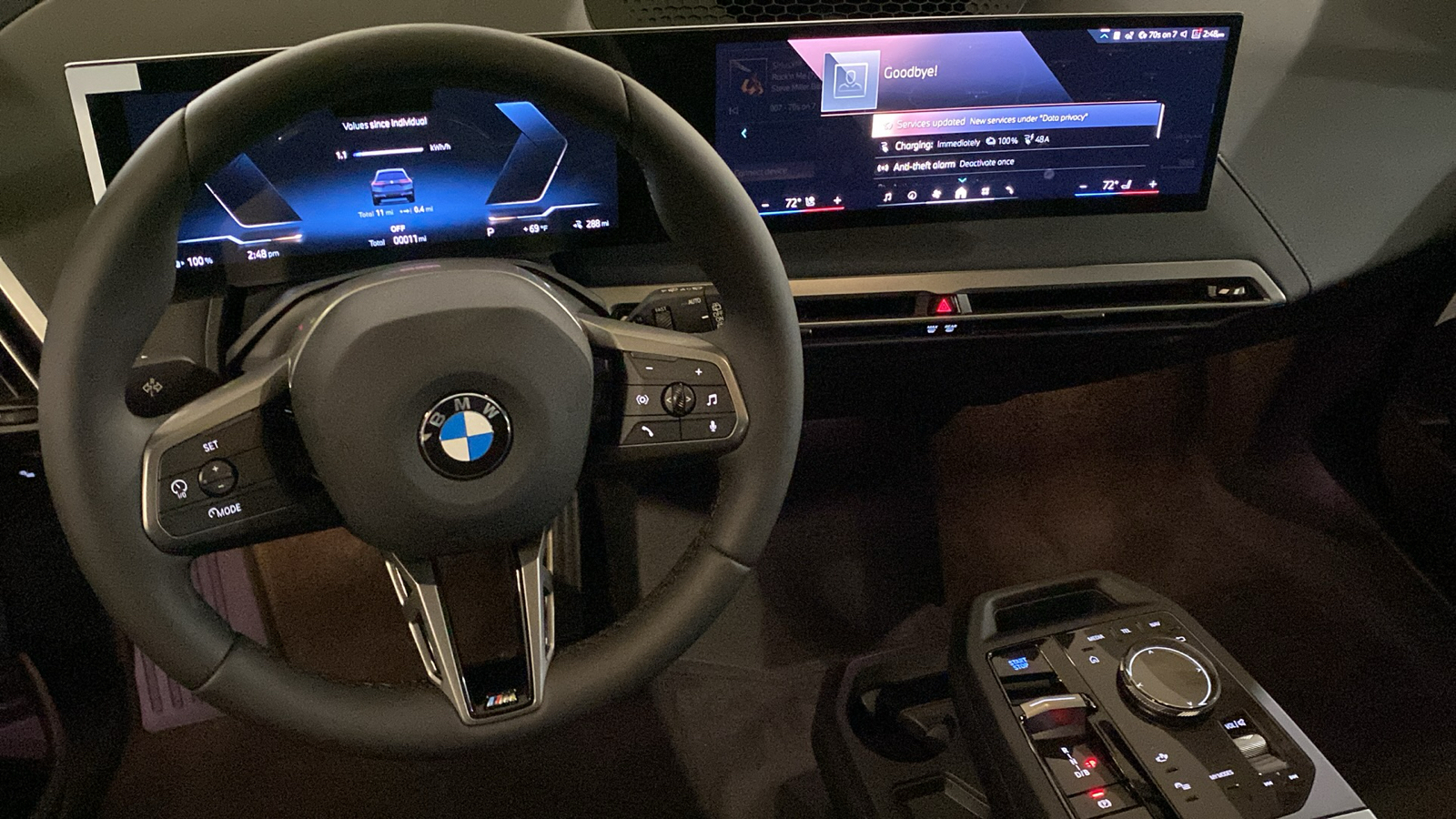 2025 BMW iX xDrive50 21