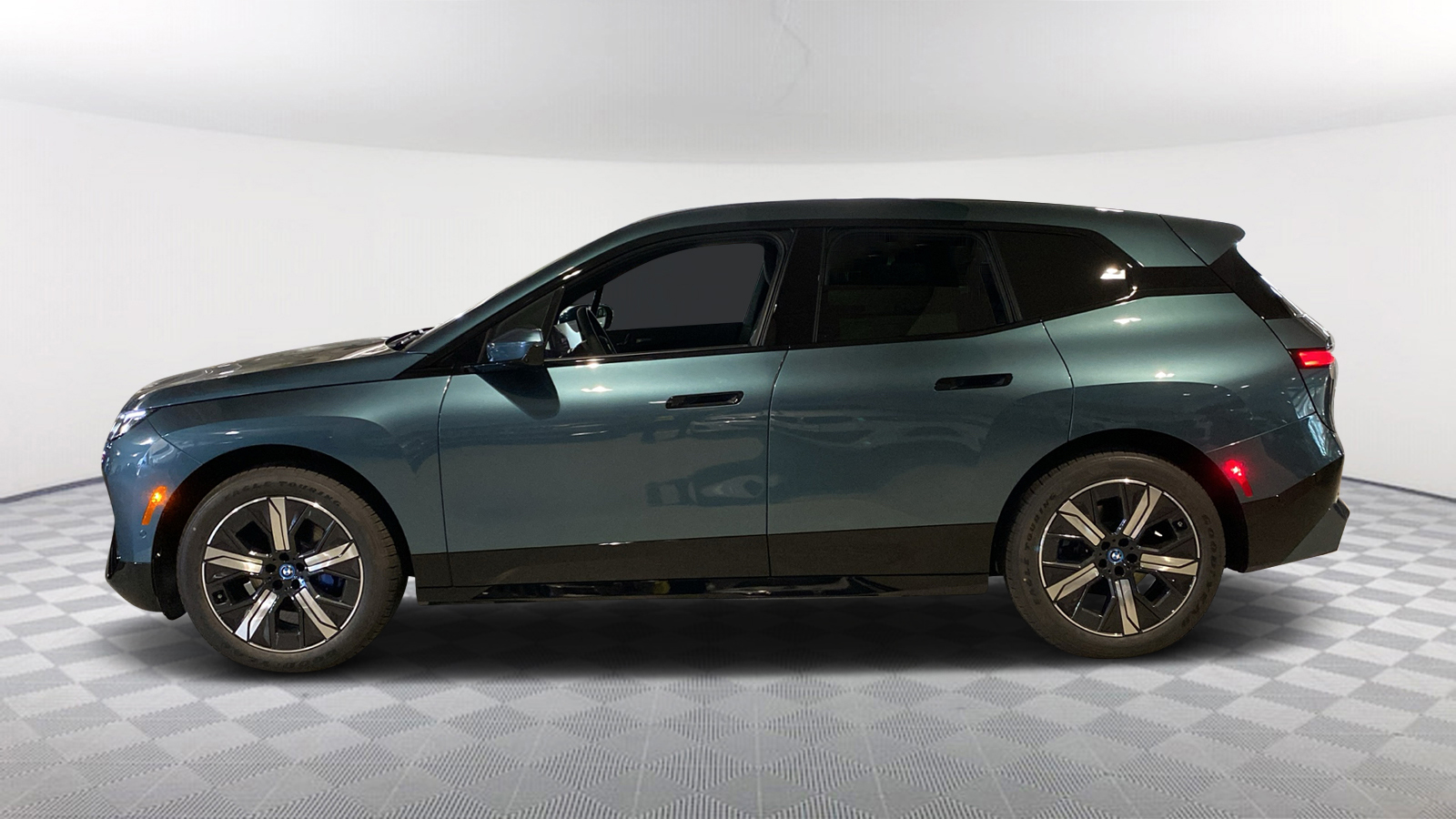 2025 BMW iX xDrive50 3