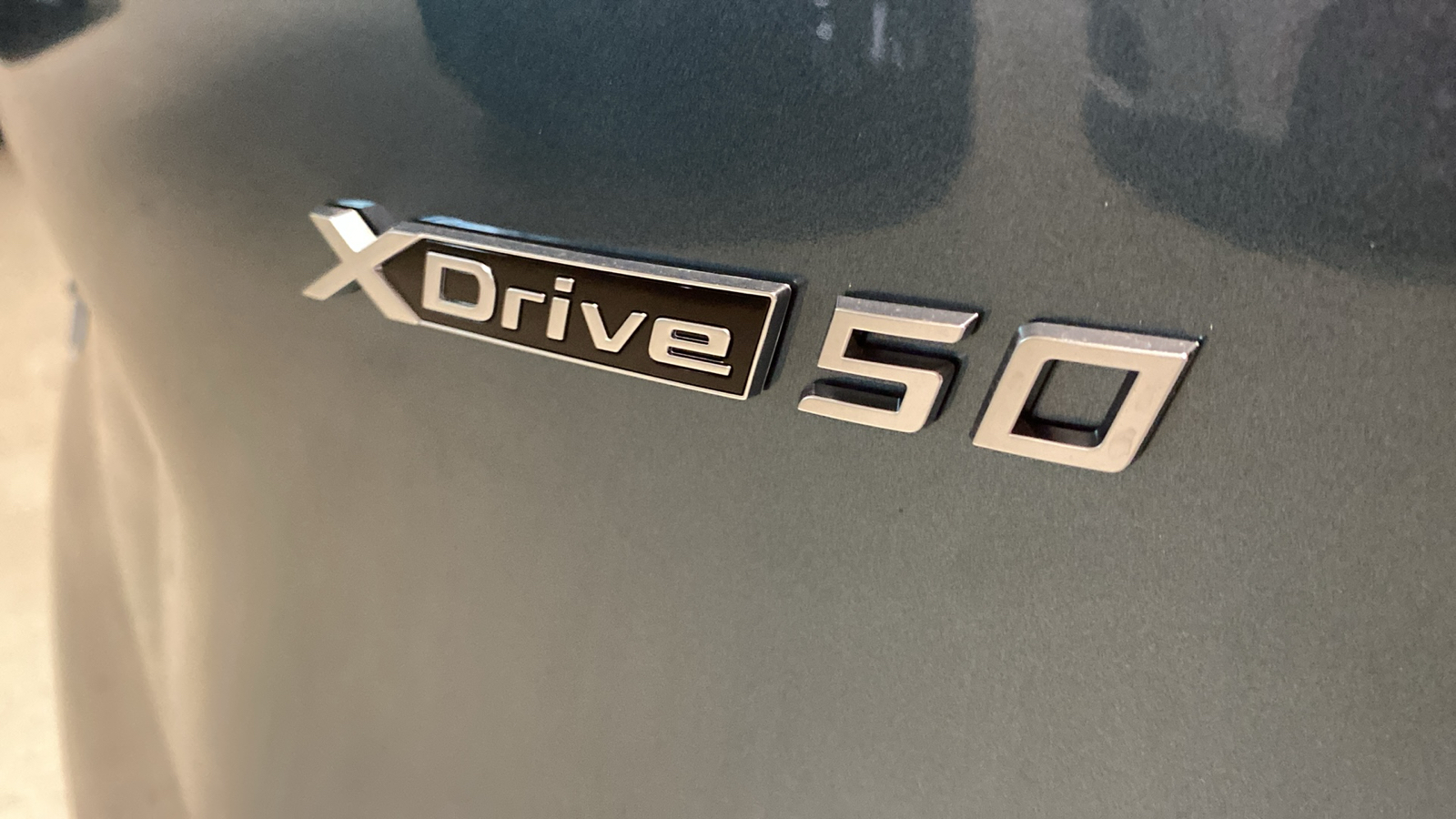 2025 BMW iX xDrive50 11