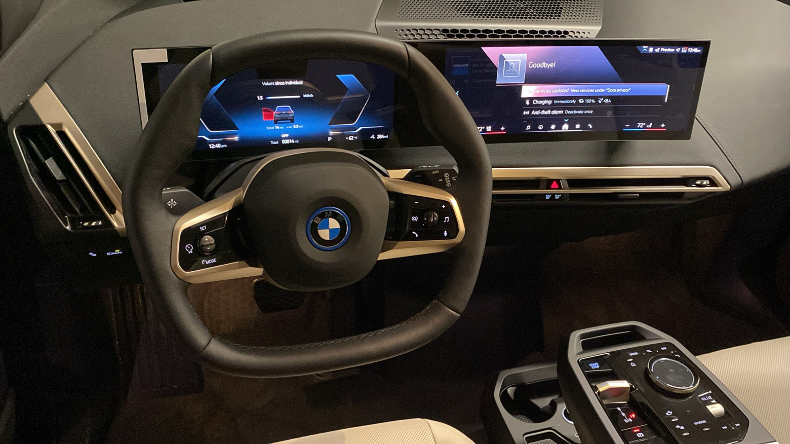 2025 BMW iX xDrive50 24