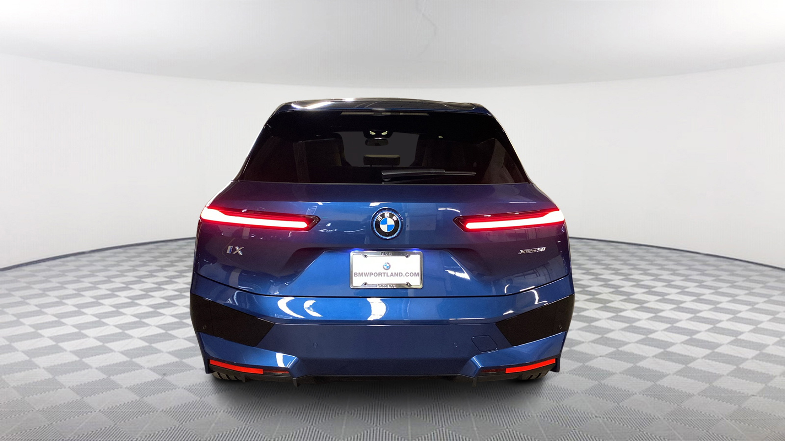 2025 BMW iX xDrive50 6