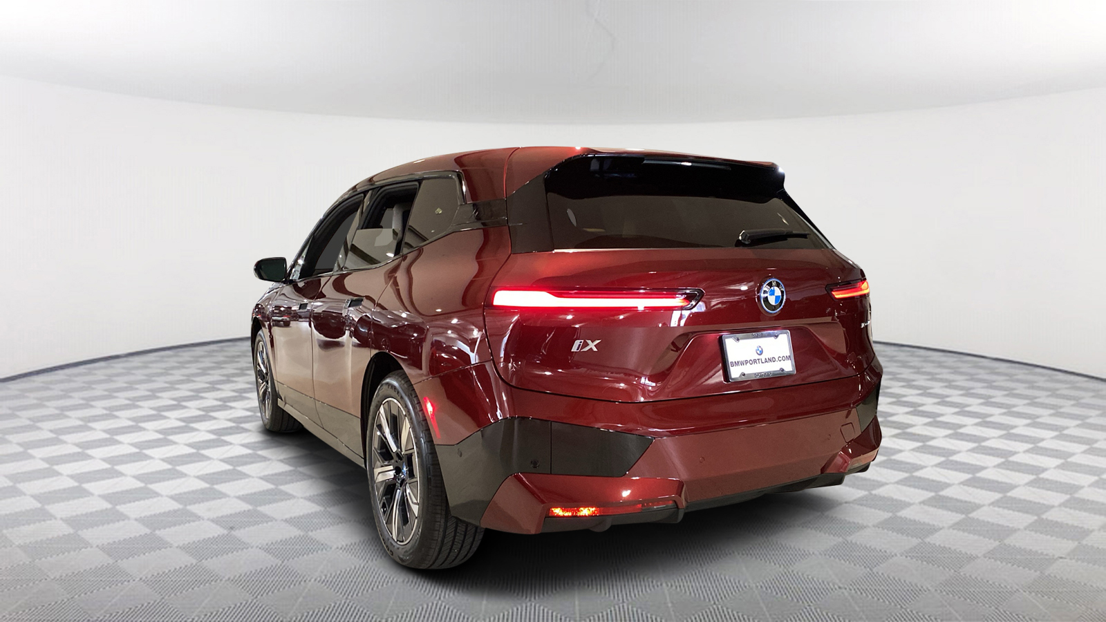 2025 BMW iX xDrive50 4