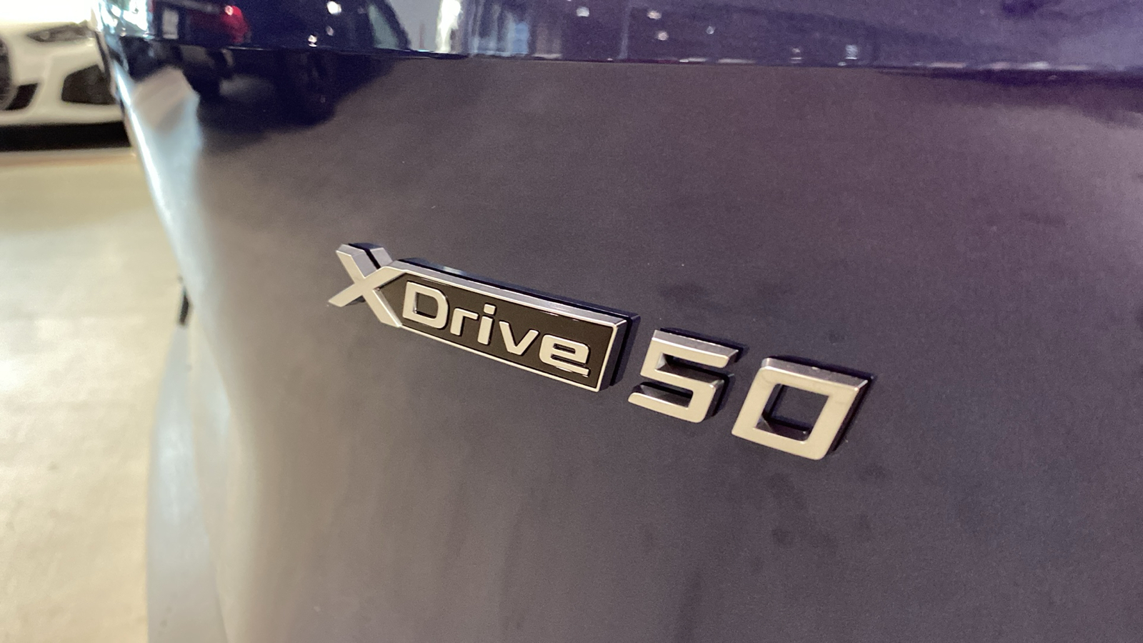 2025 BMW iX xDrive50 10