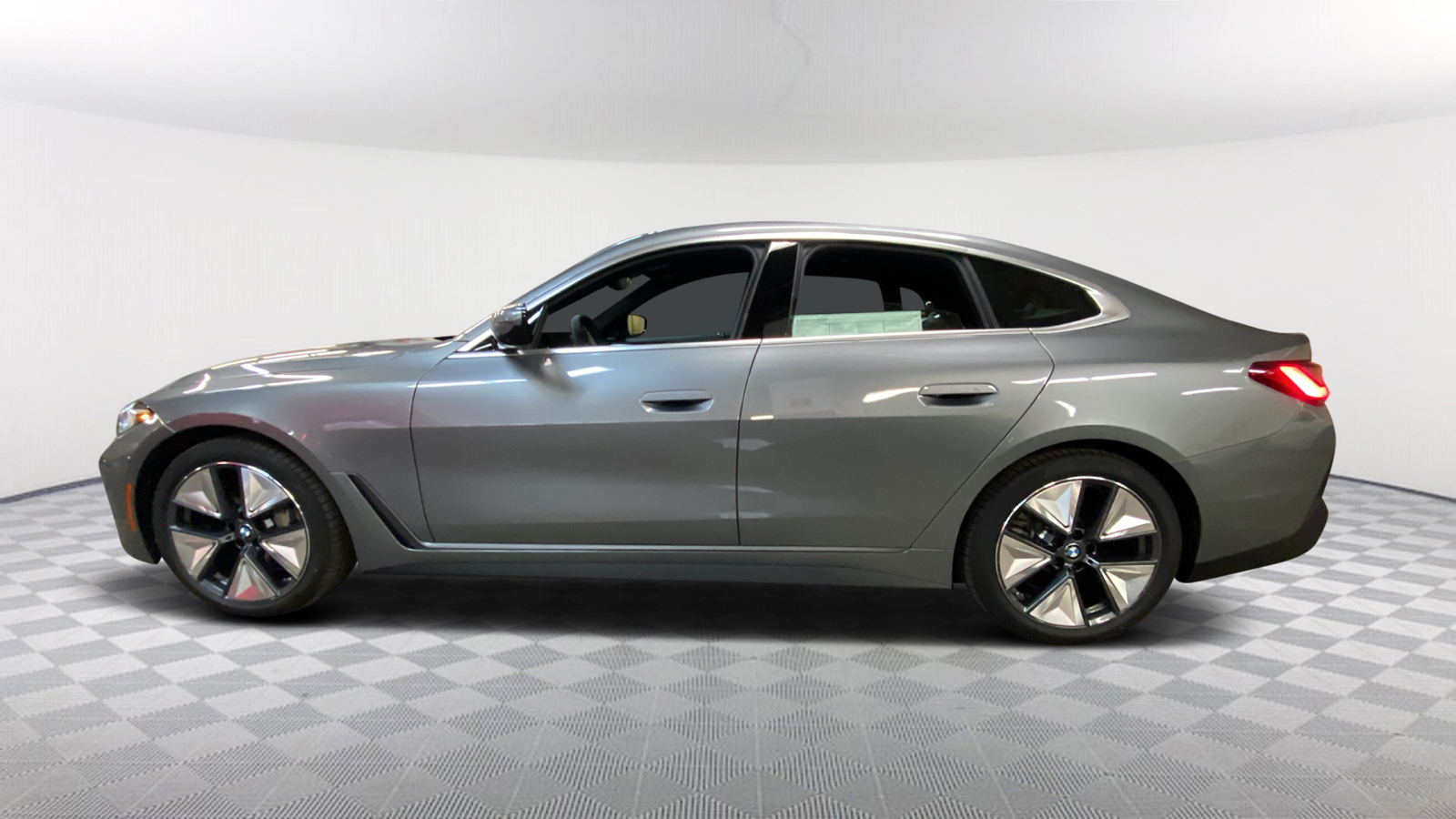 2025 BMW i4 xDrive40 3