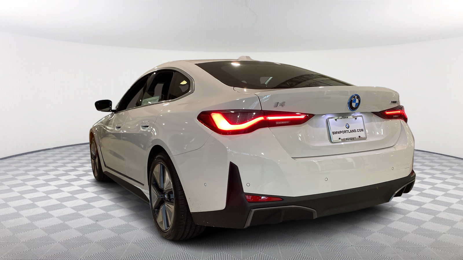 2025 BMW i4 xDrive40 4