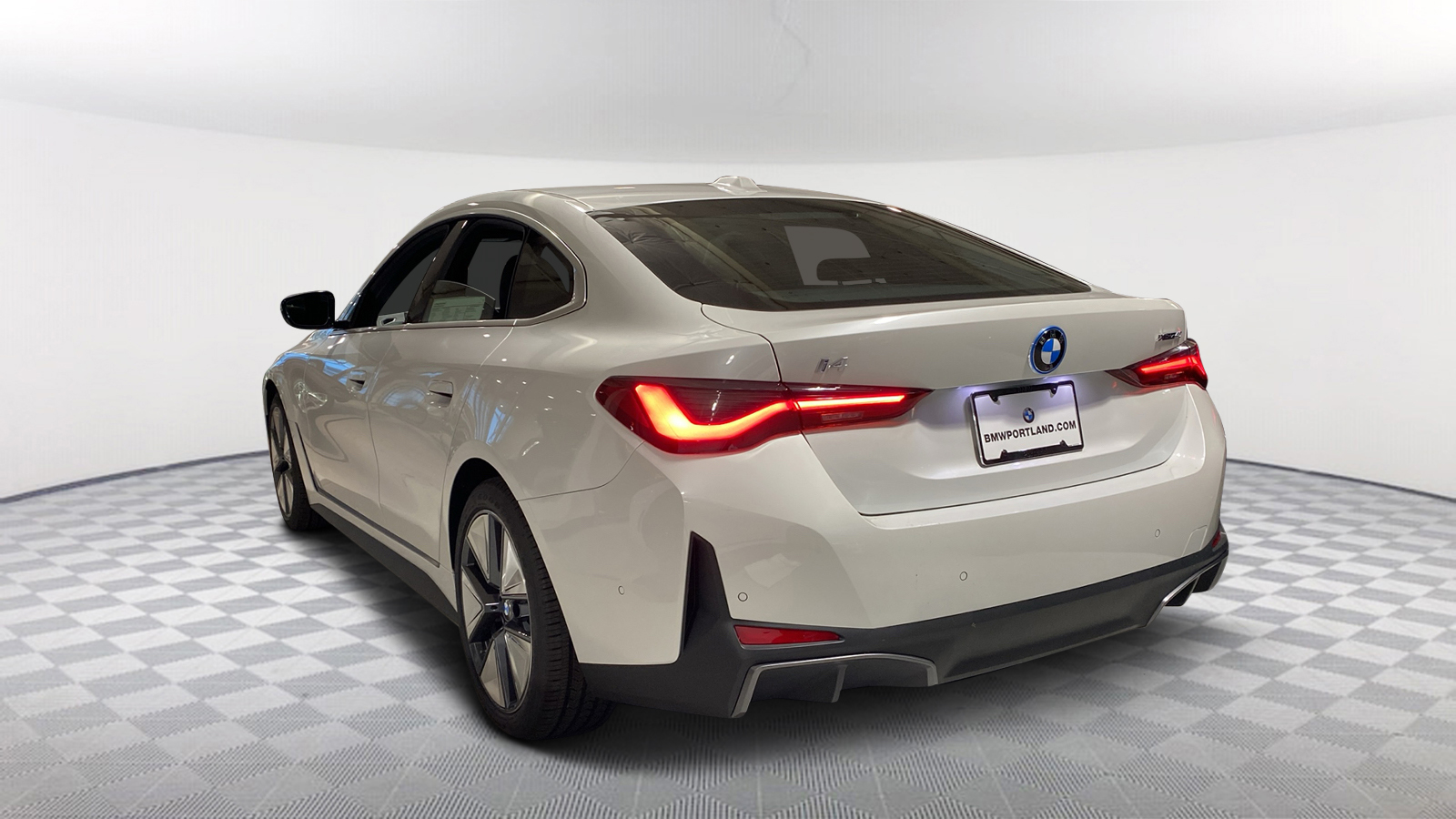 2025 BMW i4 xDrive40 4