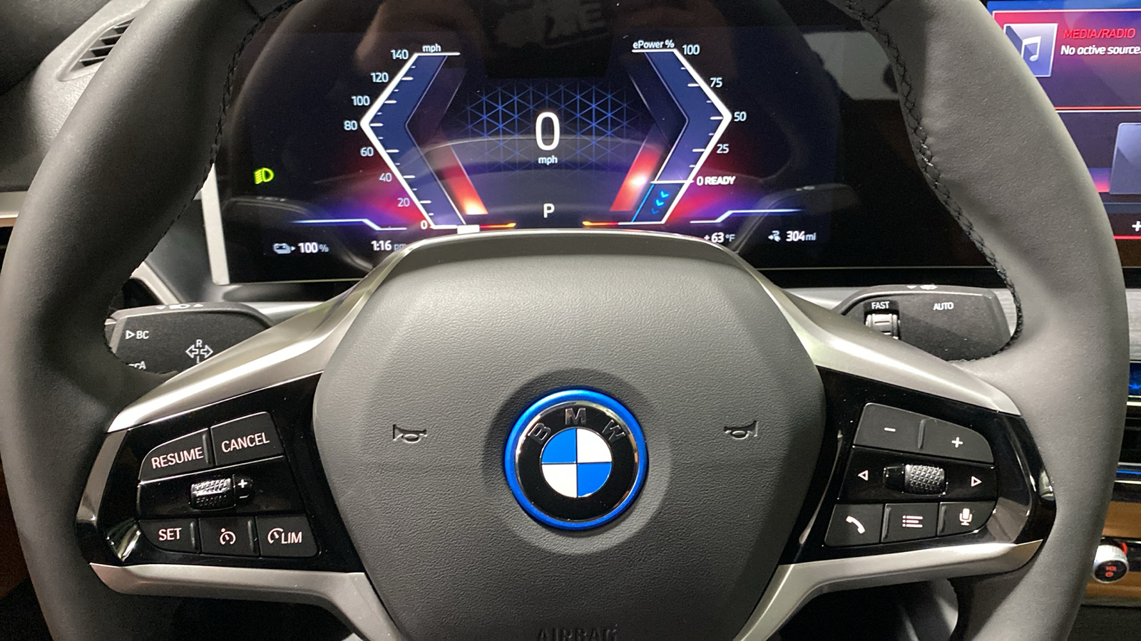 2025 BMW i4 eDrive40 17