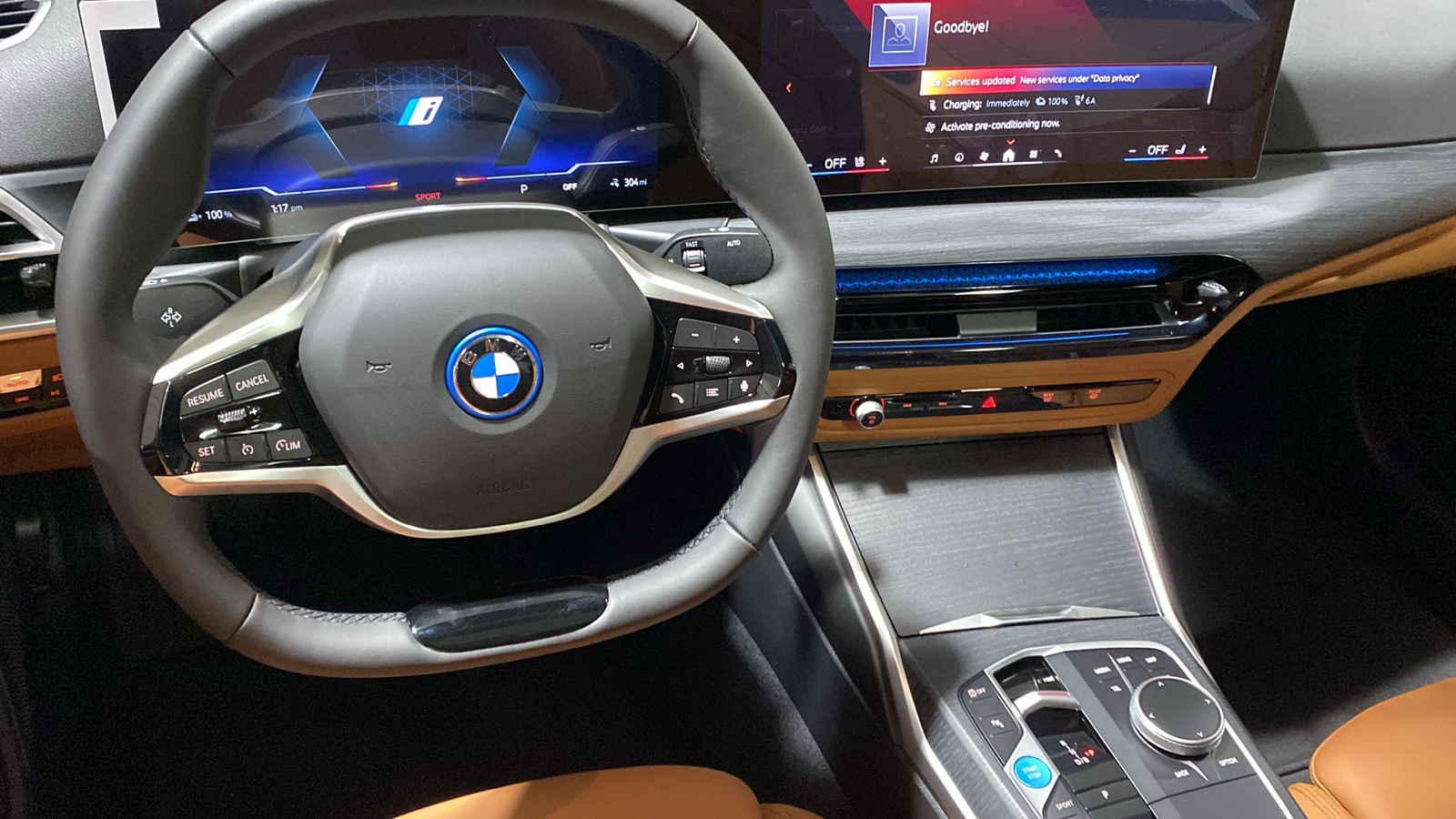 2025 BMW i4 eDrive40 24